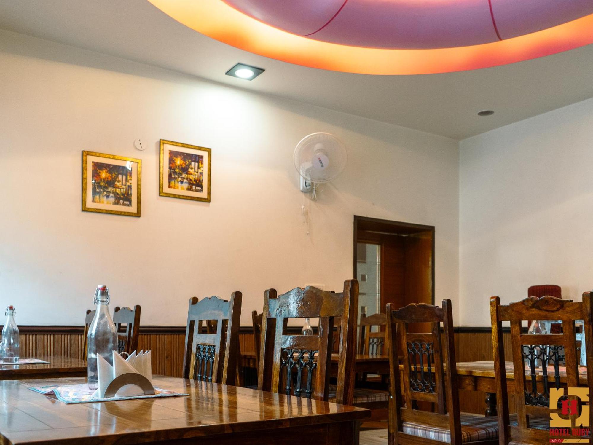 Hotel Ruby Jaipur Ngoại thất bức ảnh
