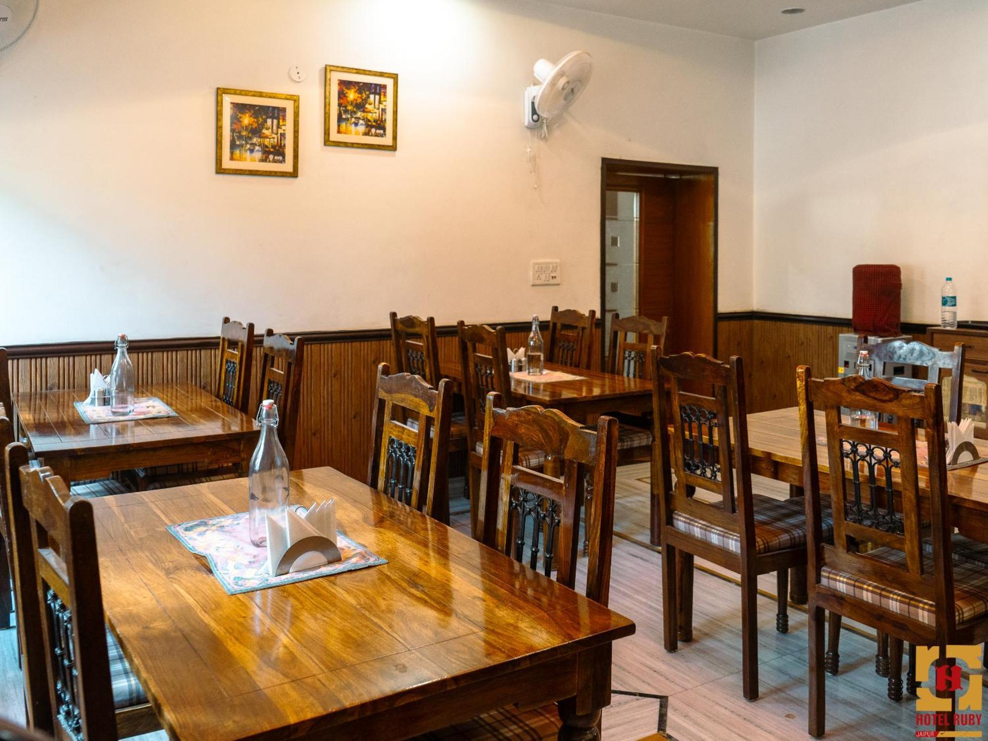 Hotel Ruby Jaipur Ngoại thất bức ảnh