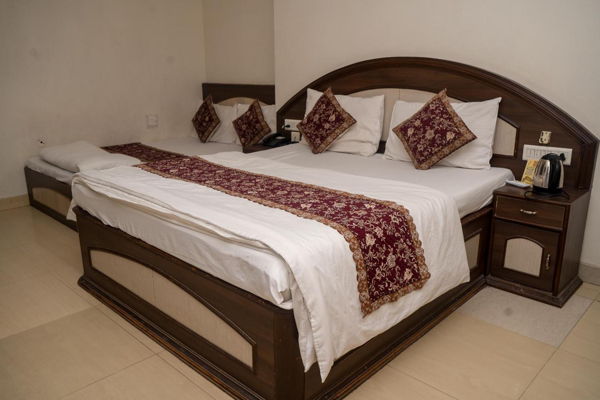 Hotel Ruby Jaipur Ngoại thất bức ảnh
