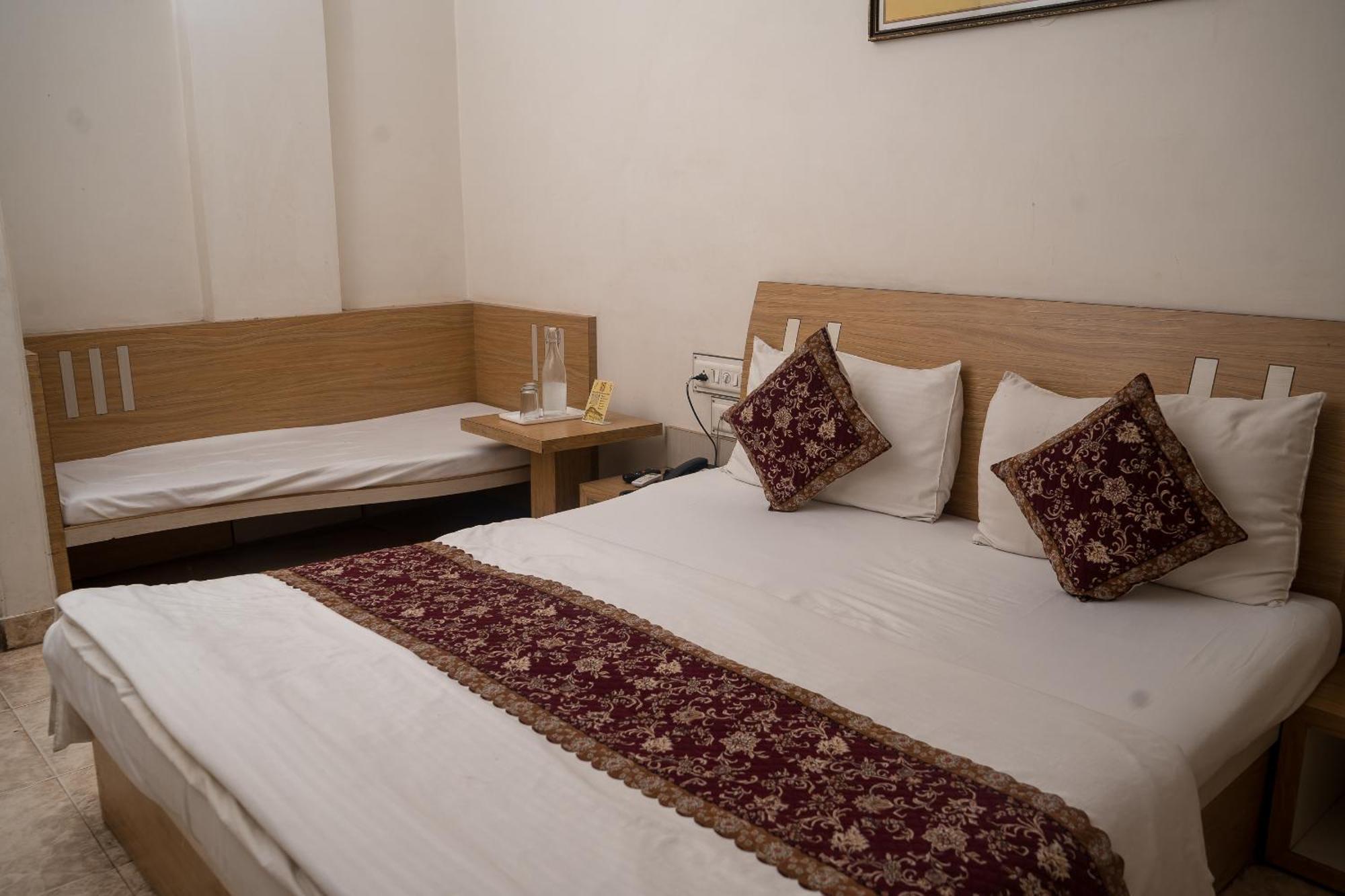Hotel Ruby Jaipur Ngoại thất bức ảnh